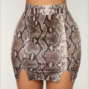 Fashion nova snake skin mini skirt set